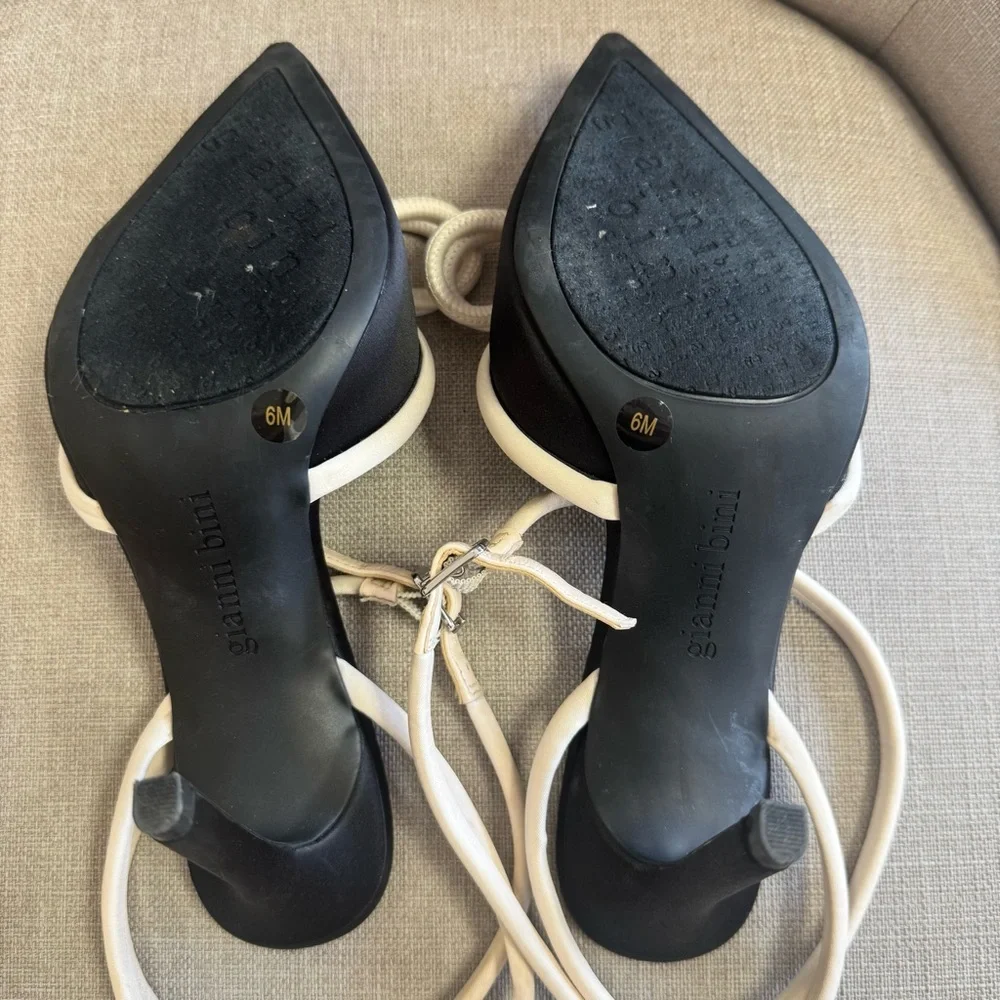 Gianni Bini Black and Cream Heels with Bow Accent Ankle Wrap Strap - Picture 4 of 5